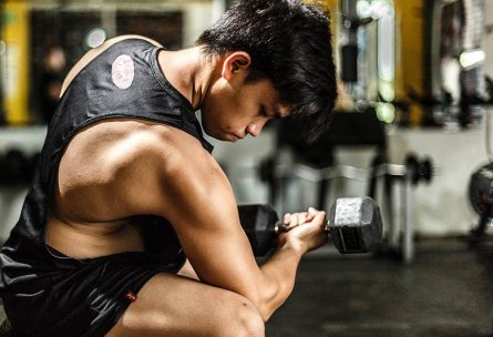 rutina-para-reafirmar-los-triceps